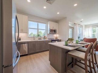 3000 Emily Ln, Burlington, NJ 08016