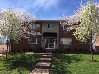 522 Mariedale Dr, Kirkwood, MO 63122