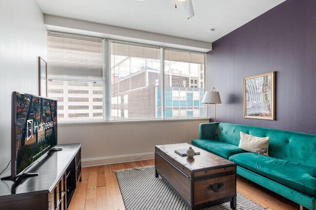 925 Common St unit ID1267817P, New Orleans, LA 70112 - photo 5