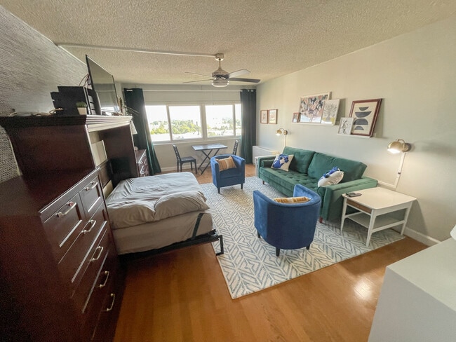 Senate Plaza unit 14C, Columbia, SC 29201 - photo 3