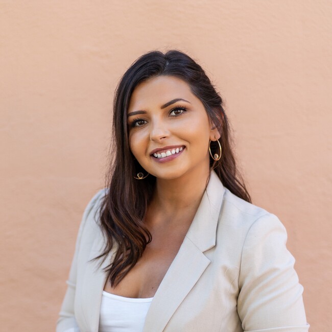 Agent Photo