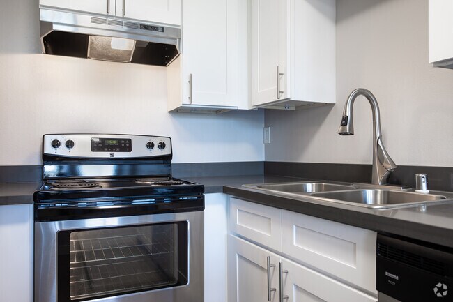 Bridgecreek, Novato, CA 94947 - photo 5