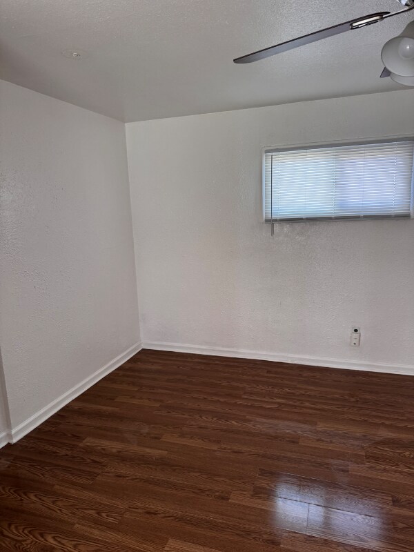 8557 Juniper Ave unit 17, Fontana, CA 92335 - photo 7