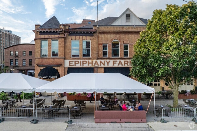 Epiphany Farms' local produce and upscale vibe make it ideal for date night in Irvin Park.