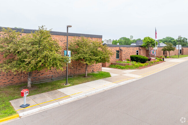 La Academia focuses on achieving high proficiency levels in both math and reading.