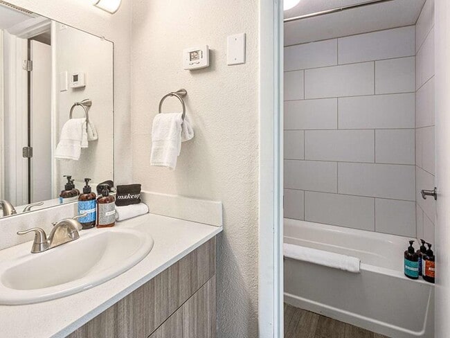 Avalon, Phoenix, AZ 85016 - photo 7