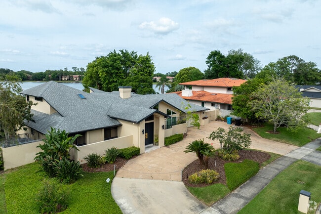 Southern Oaks features a variety of lakefront home types including new traditional styles.