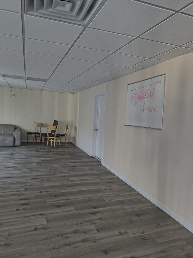 3765 Sweeting St unit Basement Apartment, Cumming, GA 30041 - photo 3