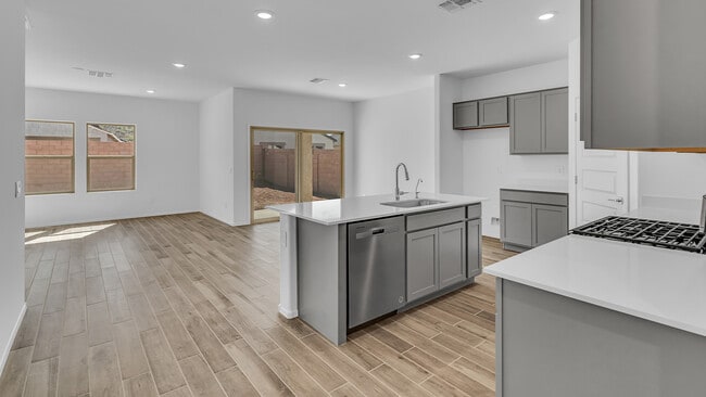 13578 N Nicholas Ct, Marana, AZ 85653 - photo 3