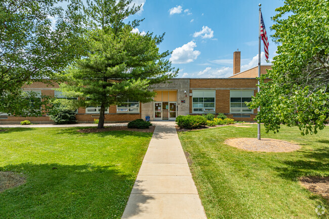 Dieterich Elementary School has a student-teacher ratio of 19 to 1.