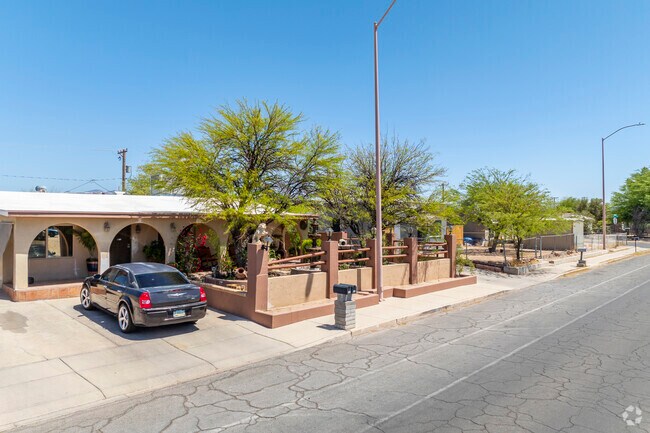 Drexel Park is a neighborhood where architectural variety shines, from classic bungalows to Spanish Revival and modern manufactured homes.