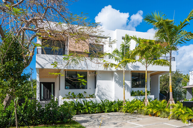 Modern homes are seen throughout the Village of Key Biscayne.