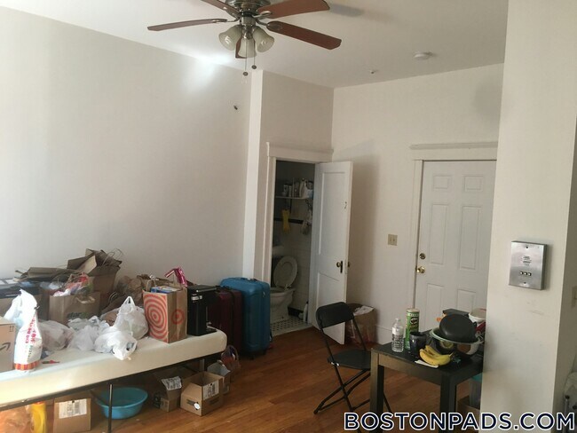 1258 Commonwealth Ave unit 3, Allston, MA 02134 - photo 5