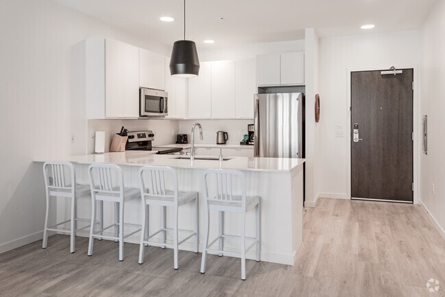 1BR, 1BA - Nicollet 2