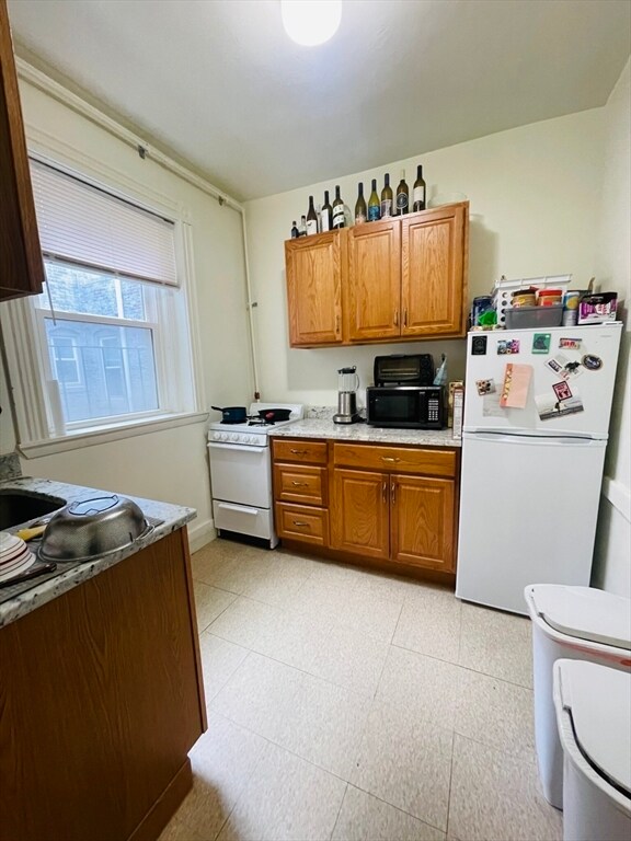 *Pictures are representative samples of the advertised unit. In some cases, the actual units you tou