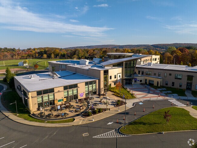 At West Bristol School in North Bristol, the student-teacher ratio is 13 to 1, which is better than average.