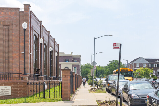 Mesivta Chofetzm Chaim is located at 7601 147th Street in Flushing, NY.