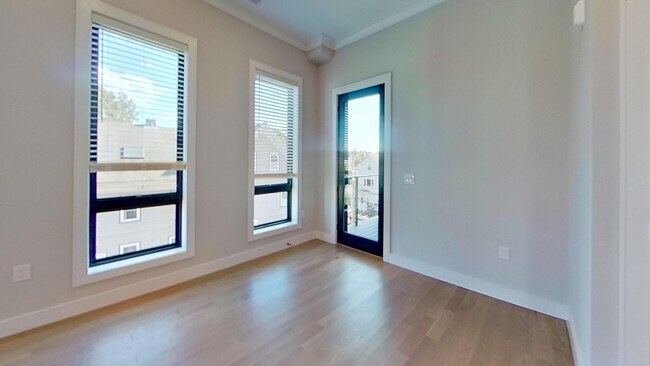 16 Highgate St unit 303, Boston, MA 02134 - photo 4