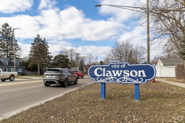 It's easy to get into Clawson from around the metro area.
