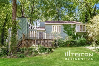 1850 Winding Creek Ln SW, Marietta, GA 30064