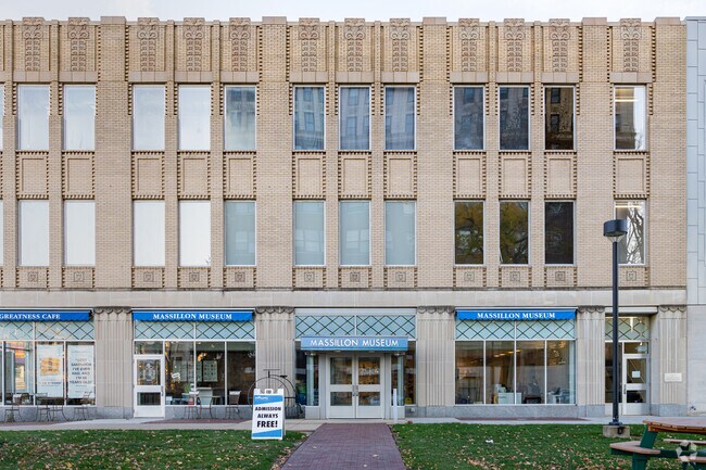 The Massillon Museum has several interesting displays in  Downtown Massillon.