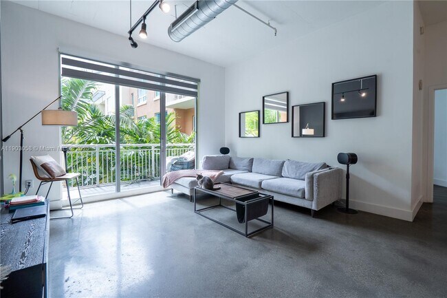 2001 Biscayne Blvd unit 9, Miami, FL 33137 - photo 7