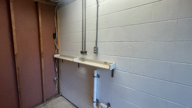 5416 Turton Ln unit 5416 1/2, Port Orange, FL 32127 - photo 4