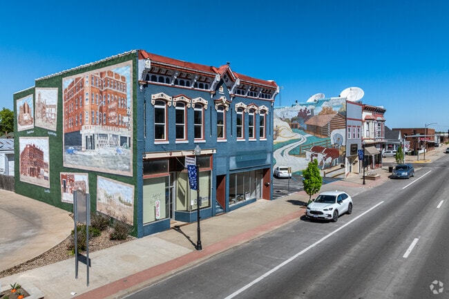 Murals covering the walls of Chillicothe's downtown 1920s buildings highlight the area’s history and significance to the community.