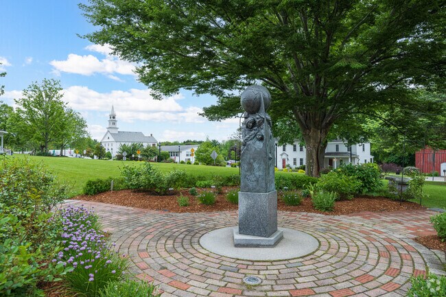 Norfolk’s historic monuments honor the town’s rich heritage and offer a glimpse into its proud New England past.