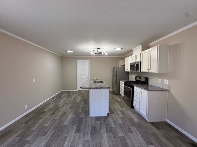 12501 Apple Ln, Bruce Township, MI 48065 - photo 5