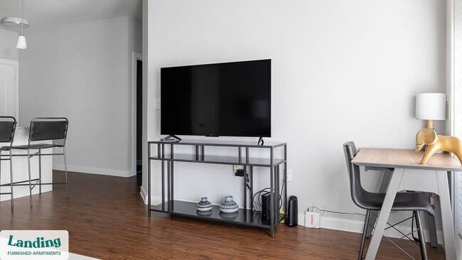 4300 Cromwell Dr unit 4309, Kyle, TX 78640 - photo 6