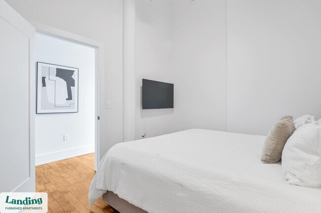 31 Victor St unit 243, Greenville, SC 29609 - photo 6