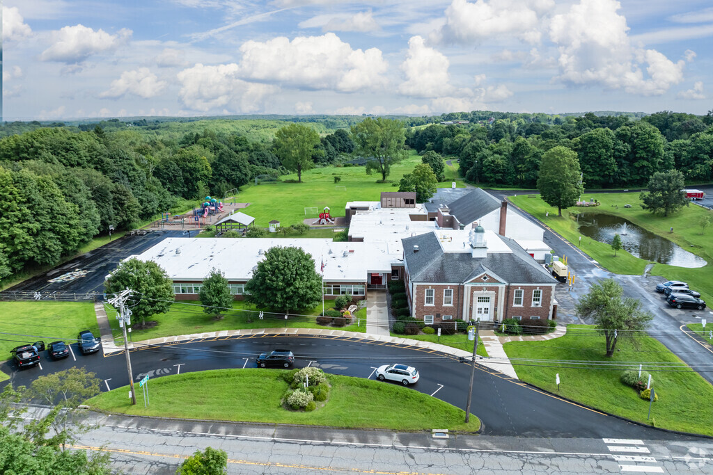James Morris School receives a B+ from niche.com.