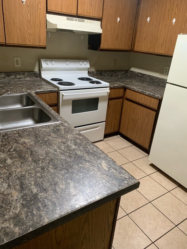 6511 San Juan Ave unit 15, Jacksonville, FL 32210 - photo 4