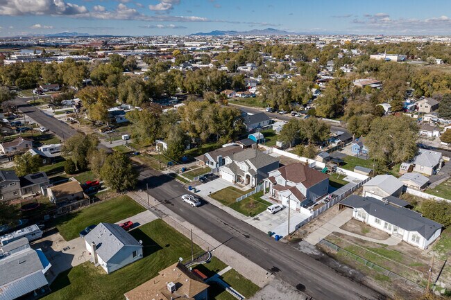 An aerial view of Chesterfield shows homes planned with ample green space.