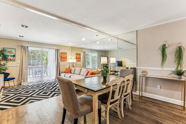 405 Flagler Blvd unit FL2-ID1253548P, Saint Augustine, FL 32080 - photo 2