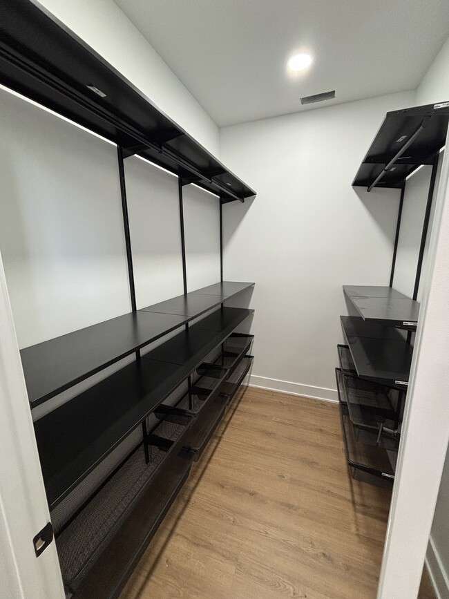 2821 S Delaware St, Indianapolis, IN 46225 - photo 6