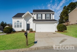 136 Cherry Laurel Dr, Lexington, SC 29073