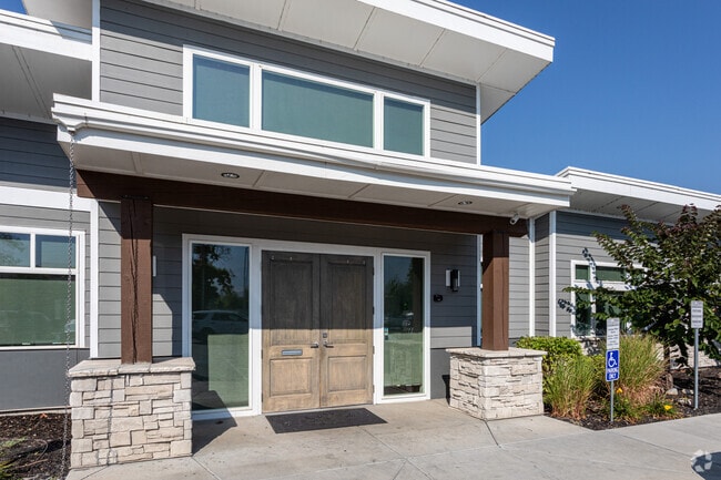 Leasing Office
