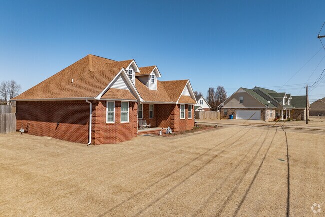 While there are some older homes in and around Atoka, much of the area has been developed since the year 2000.