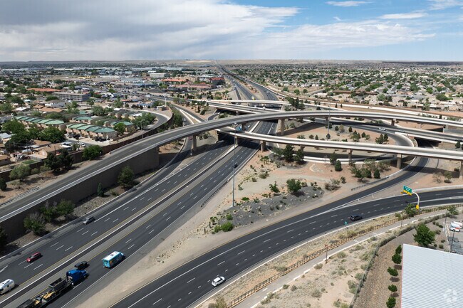 Residents can travel to downtown via State Route 45 to Interstate 40.