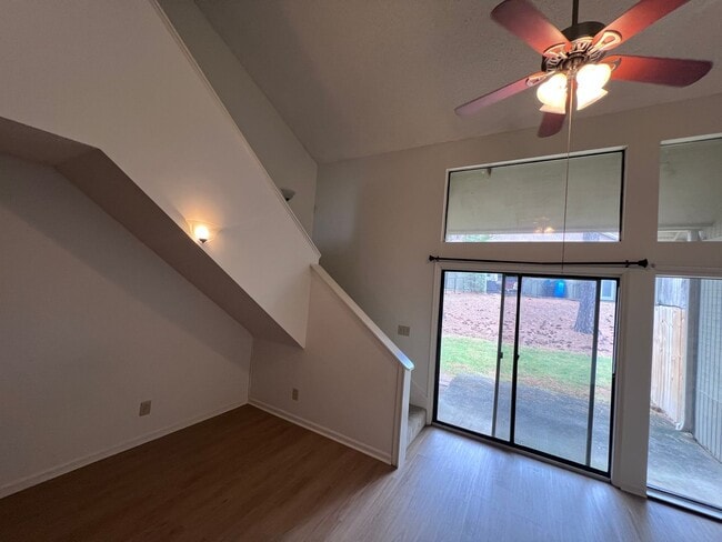 1025 Stonegate Dr, Auburn, AL 36832 - photo 3