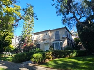 342 N Oakhurst Dr, Beverly Hills, CA 90210