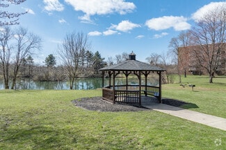 17721 Whitney Rd, Strongsville, OH 44136