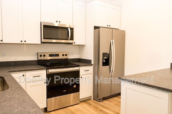 905 W 39th St unit B, Chattanooga, TN 37410 - photo 5