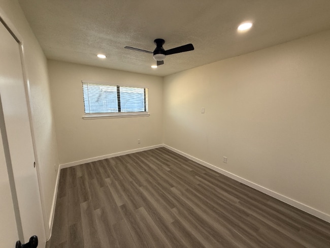 5221 Bonita Ave unit 207, Dallas, TX 75206 - photo 6