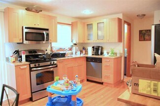 201 Sherman St, Cambridge, MA 02140