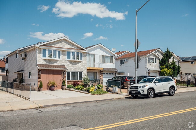 The Graniteville neighborhood has a variety of options for homebuyers.