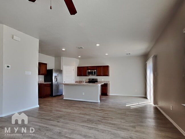 4105 Asher Aly, Saint Hedwig, TX 78152 - photo 4