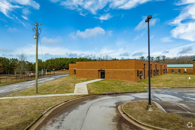 Ronald W. Russom Elementary is rated the 5th best public elementary school in Paulding County.